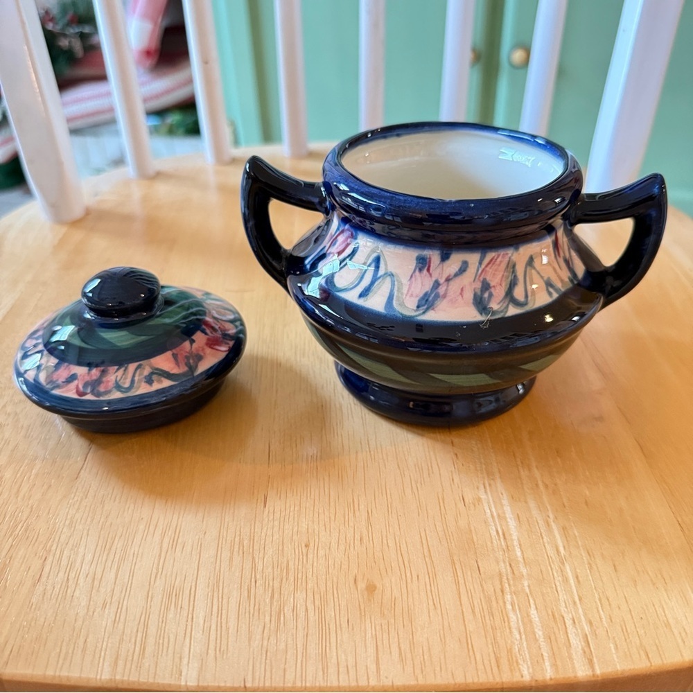 Gail Pittman Sugar Bowl Hand Painted Covered with Handles EUC - Picture 4 of 11